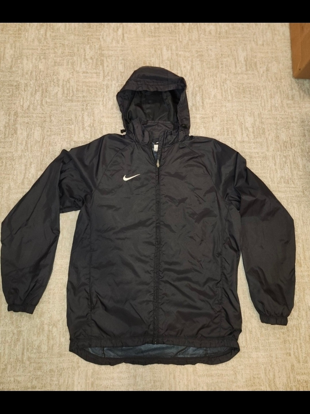 Nike Black Windbreaker Water Resistant Hooded Jacket Embroidered Swoosh Medium